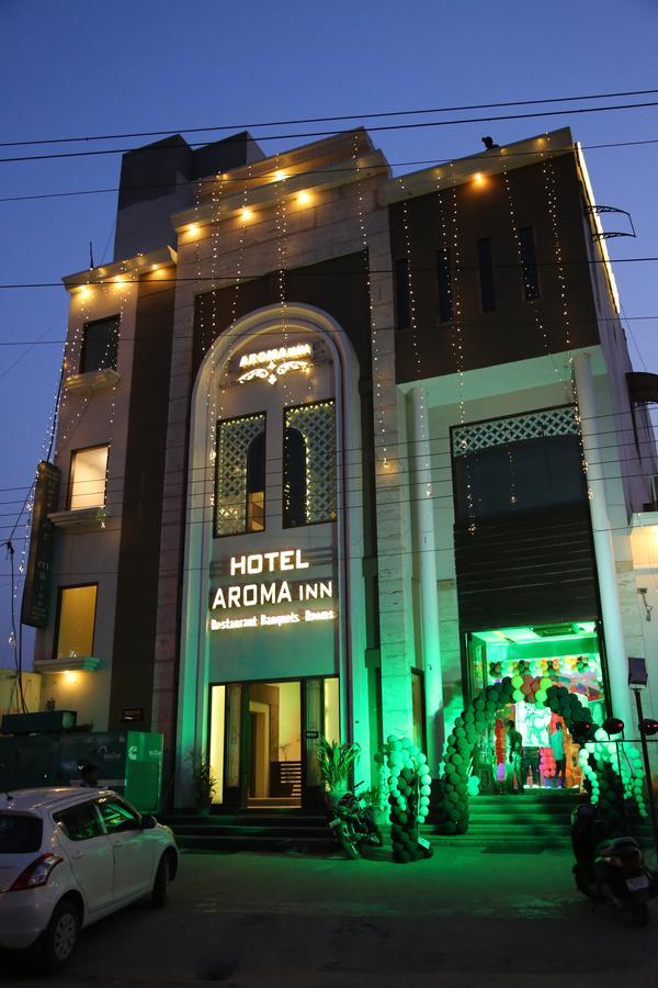 Hotel Aroma Inn Sirsa Bagian luar foto
