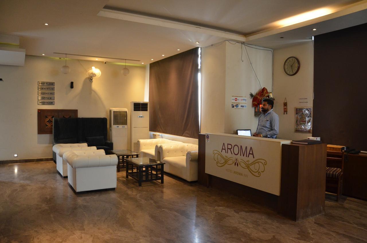 Hotel Aroma Inn Sirsa Bagian luar foto
