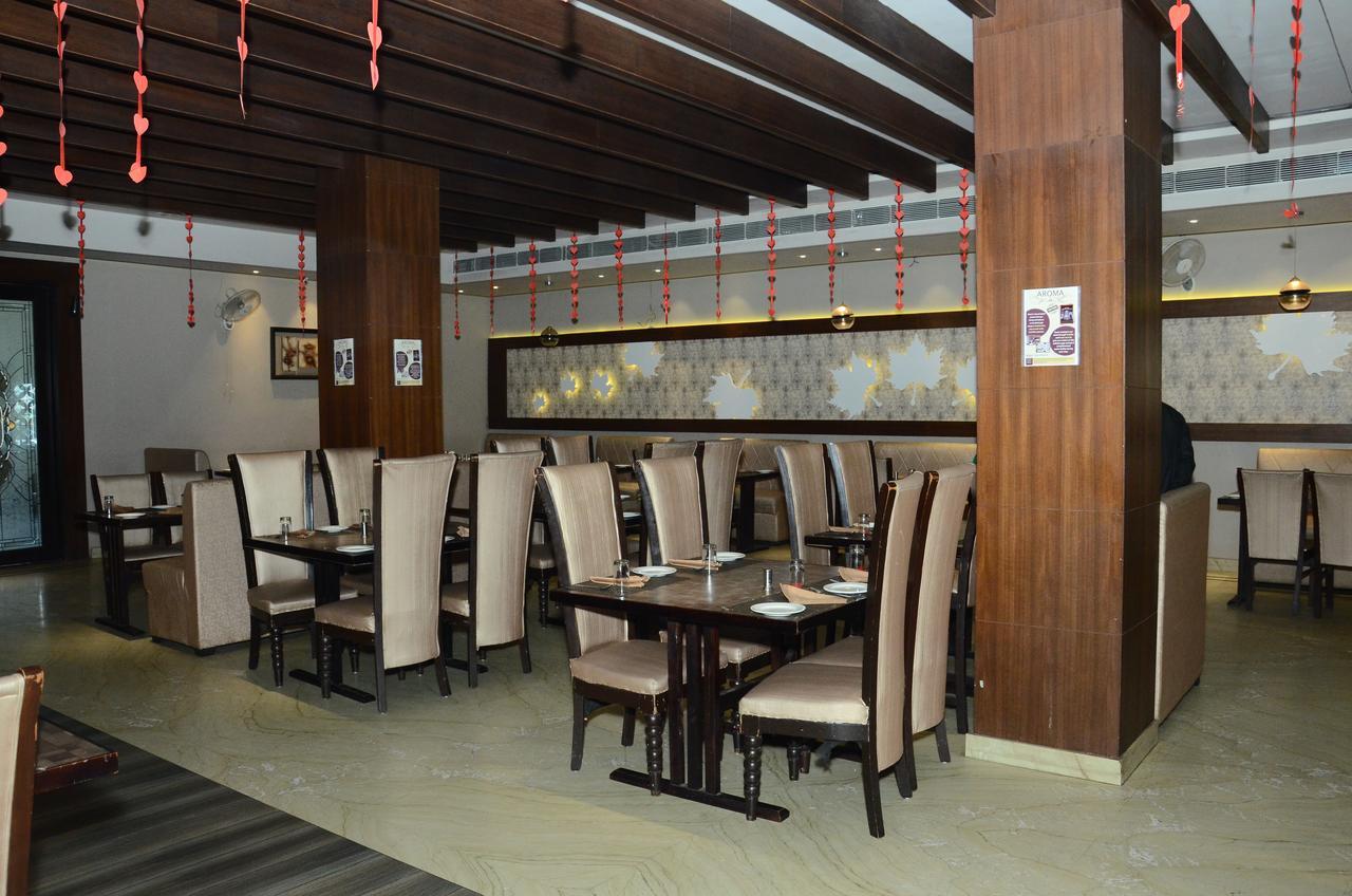 Hotel Aroma Inn Sirsa Bagian luar foto